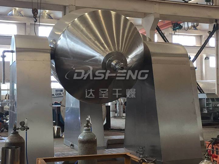 双锥回转真空干燥机